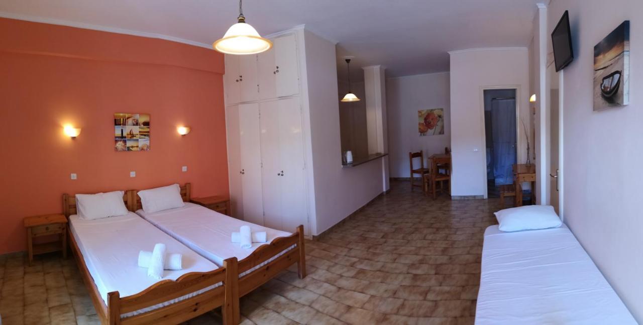 Elli Marina Studios And Apartments Benitses  Luaran gambar