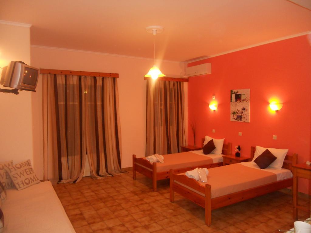 Elli Marina Studios And Apartments Benitses  Bilik gambar