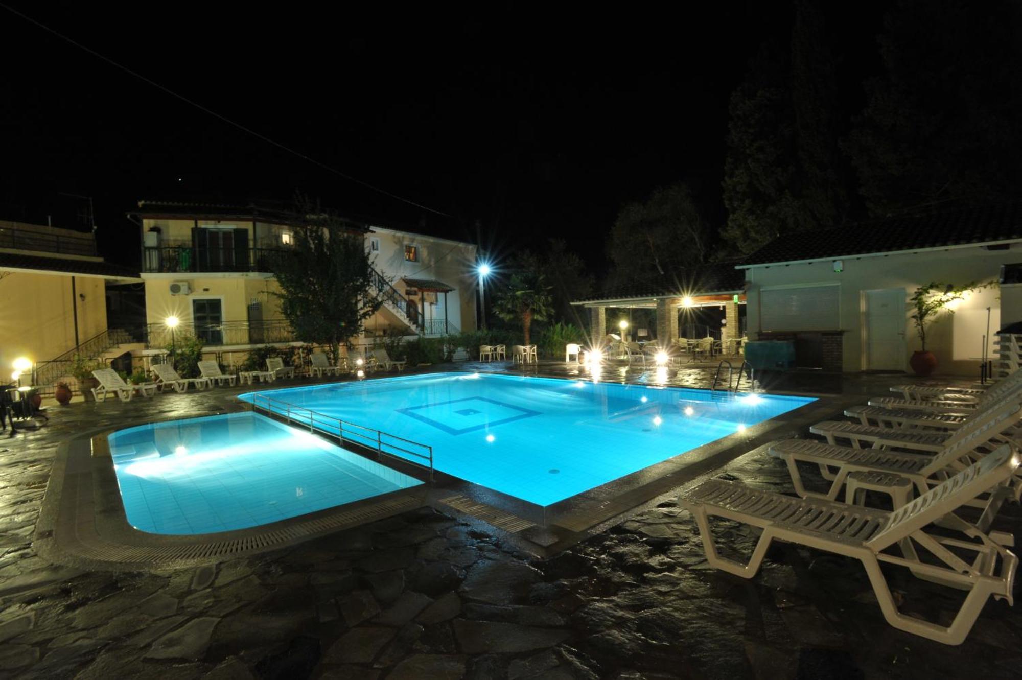 Elli Marina Studios And Apartments Benitses  Luaran gambar