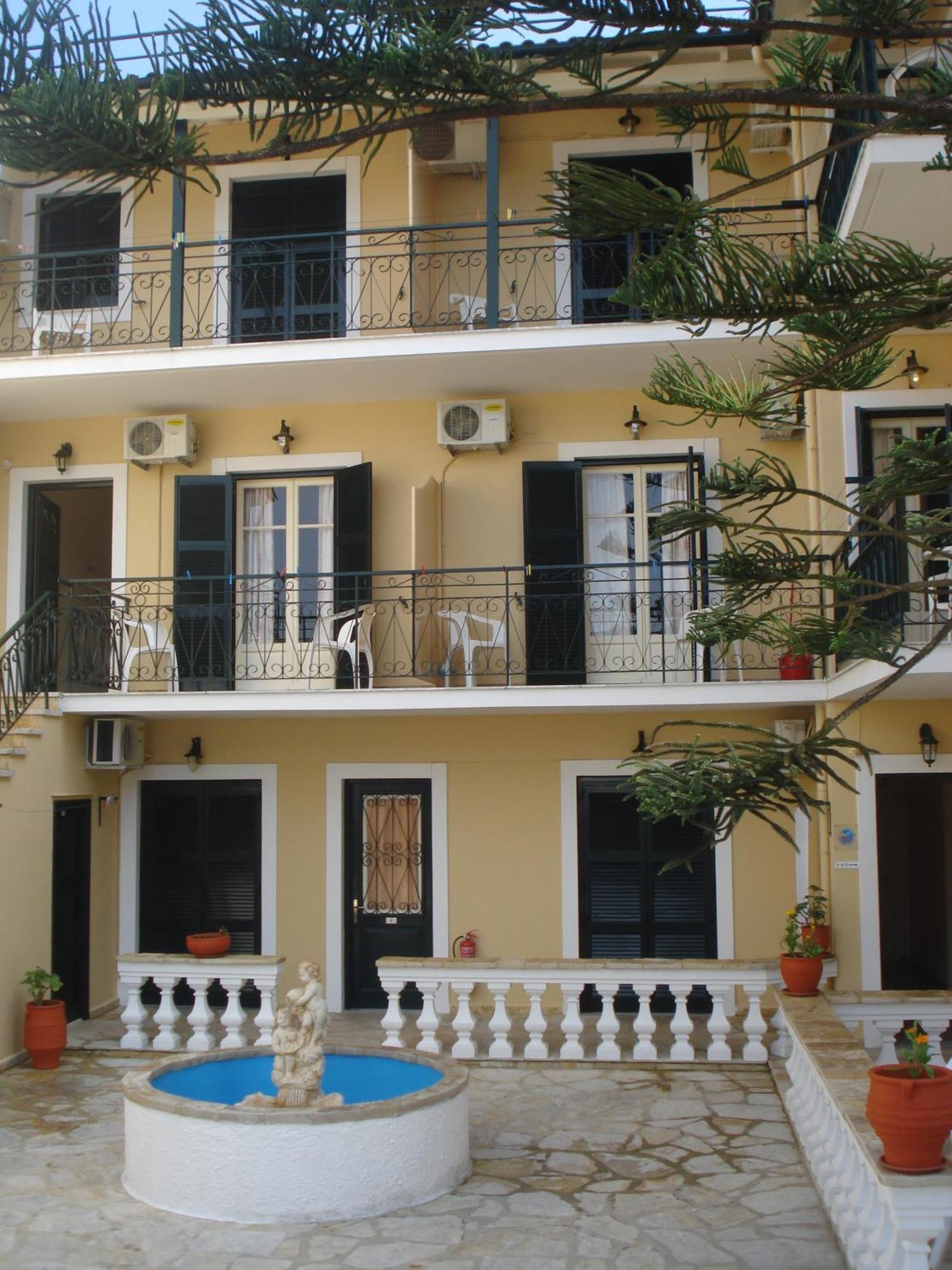 Elli Marina Studios And Apartments Benitses  Luaran gambar