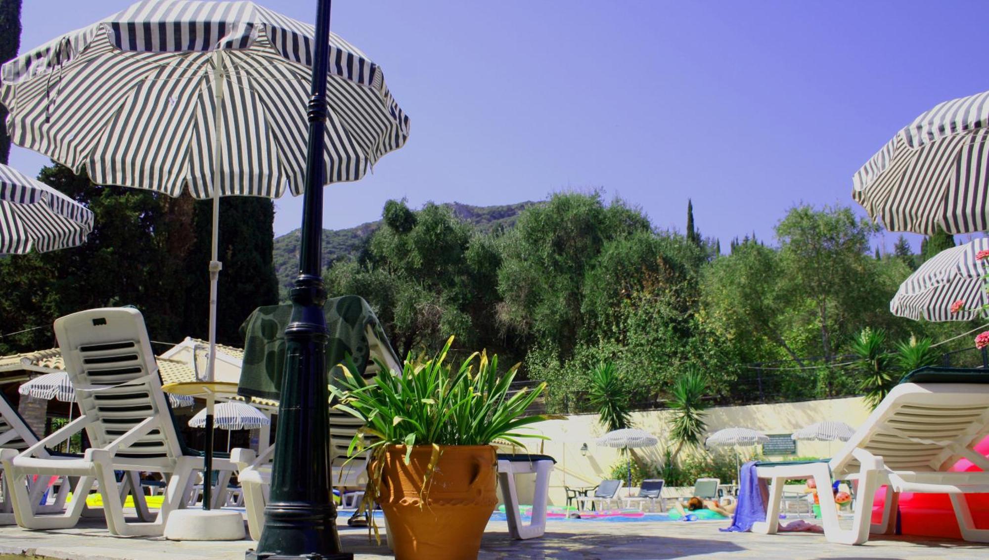 Elli Marina Studios And Apartments Benitses  Luaran gambar