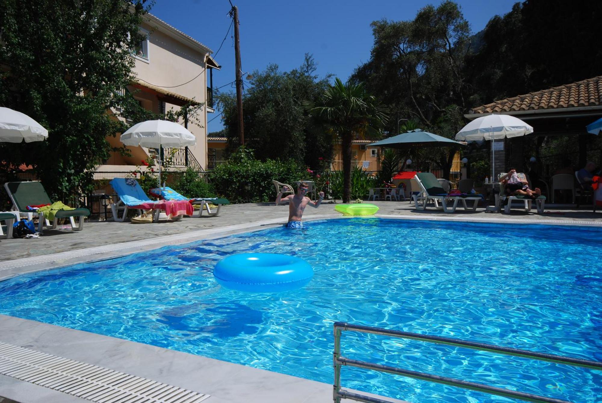 Elli Marina Studios And Apartments Benitses  Luaran gambar