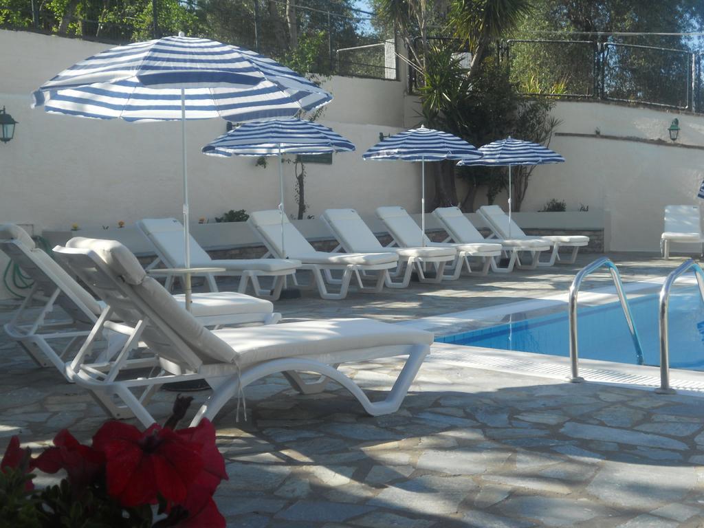 Elli Marina Studios And Apartments Benitses  Luaran gambar