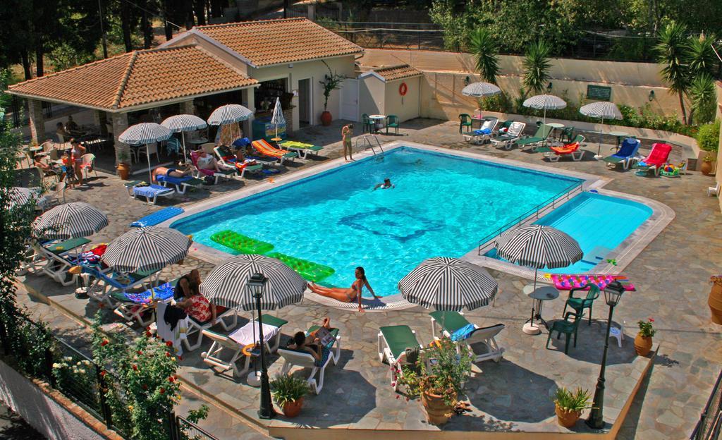 Elli Marina Studios And Apartments Benitses  Luaran gambar