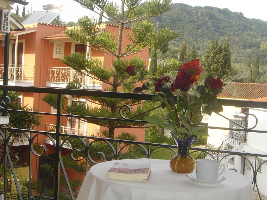 Elli Marina Studios And Apartments Benitses  Luaran gambar