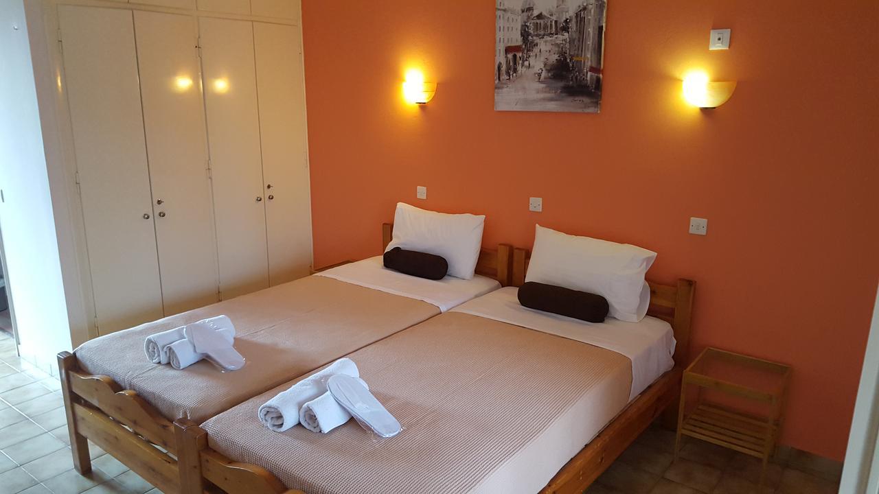 Elli Marina Studios And Apartments Benitses  Luaran gambar