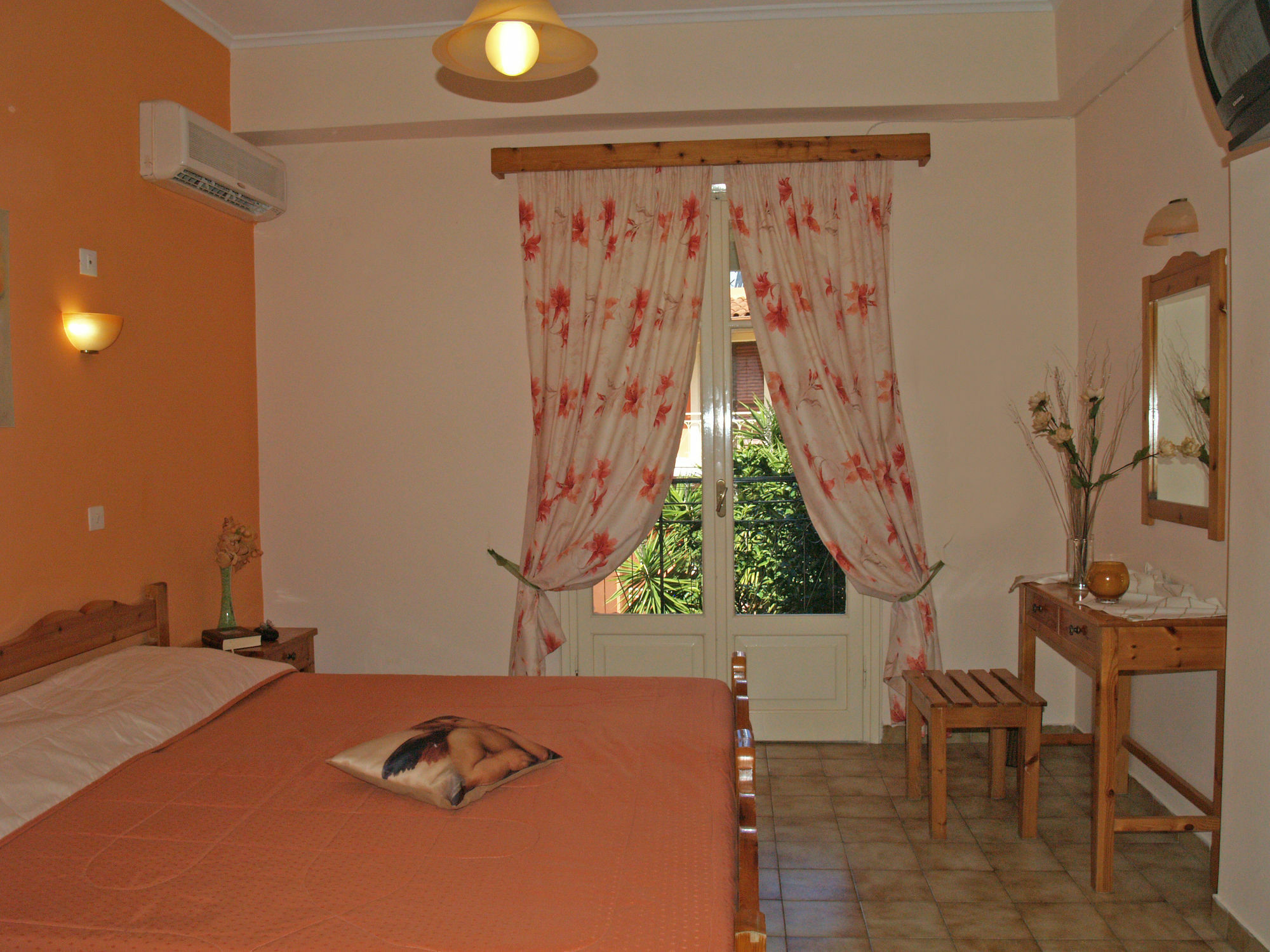 Elli Marina Studios And Apartments Benitses  Luaran gambar